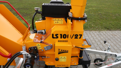 Щепорез бензиновый на шасси с тормозной системой  LS 100/27 CB